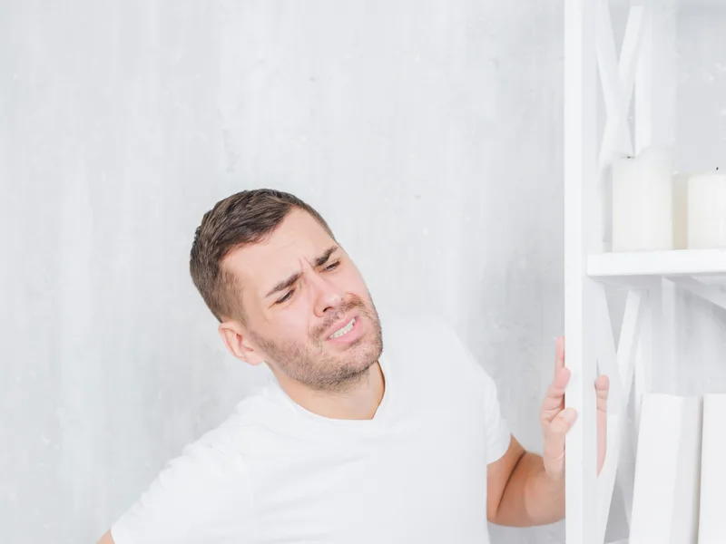 Chiropractic care for pinched nerve at Care Natural Wellness Center in Melbourne